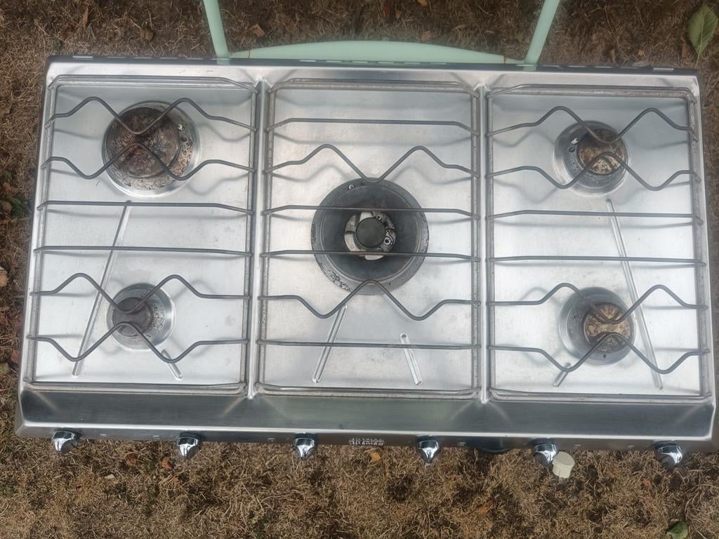 Smeg 5-pits gasvuur kookfornuis, Electroménager, Cuisinières, Gaz, Encastré, Enlèvement, Utilisé