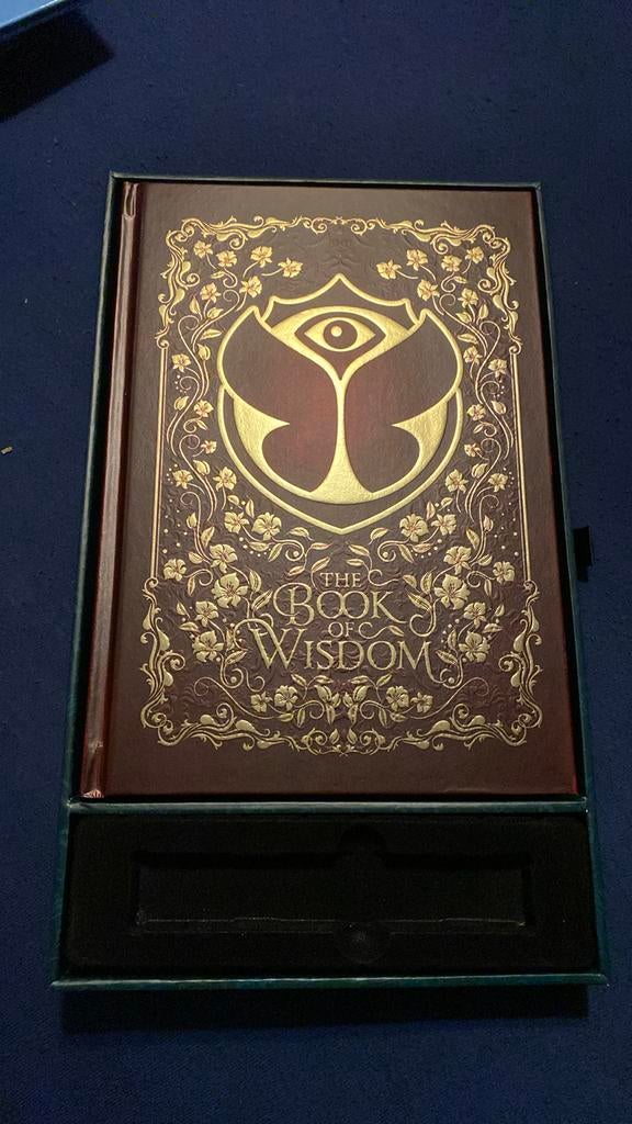 Boek Tomorrowland the book of wisdom, Enlèvement