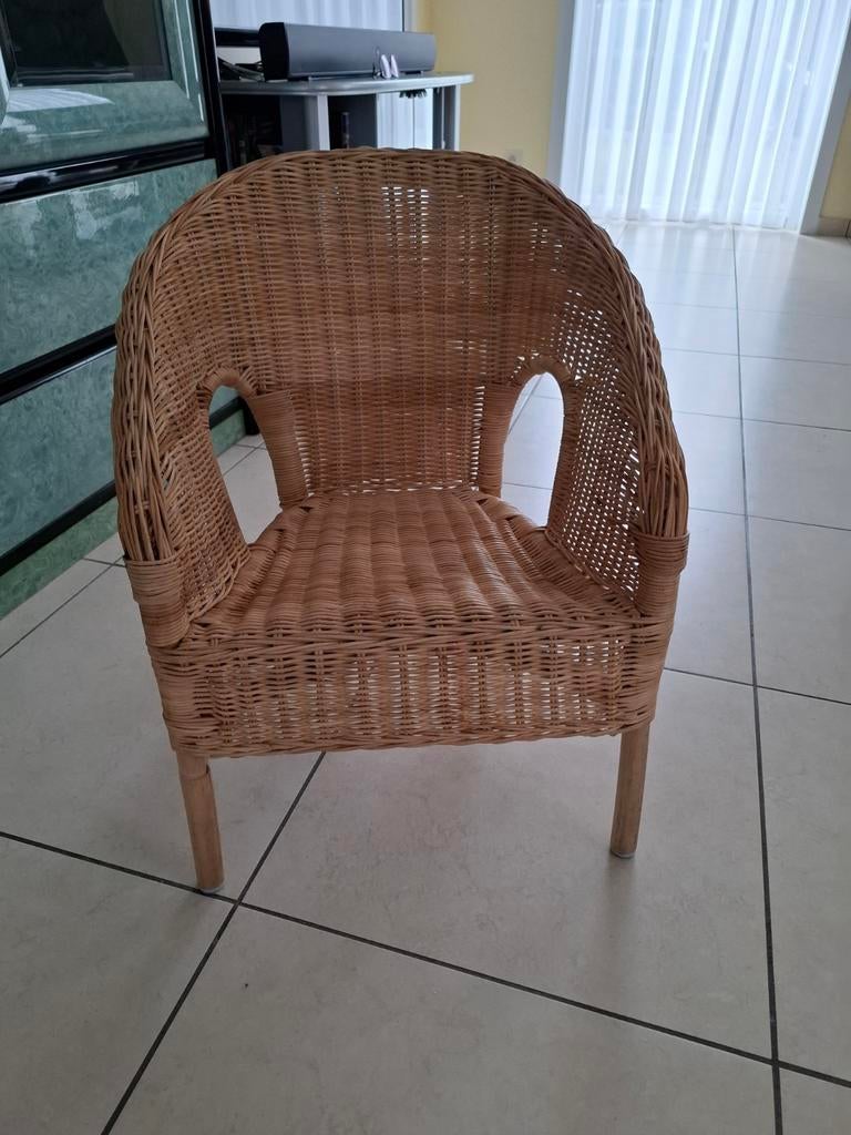 Chaise en osier pour enfants, siège pour enfant, Enlèvement, Comme neuf