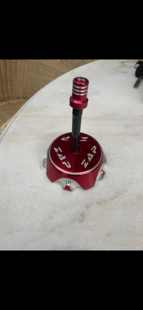 Tankdop honda crf150r, Motos, Enlèvement, Utilisé