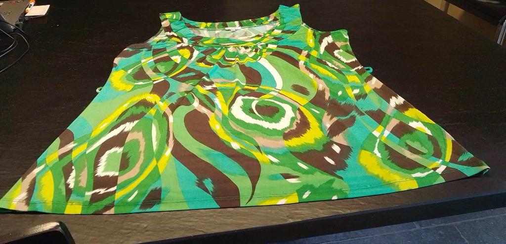 haut chemisier sans manches taille 2L de la marque Mayerline, Vêtements | Femmes, Blouses & Tuniques, Taille 42/44 (L), Mayerline