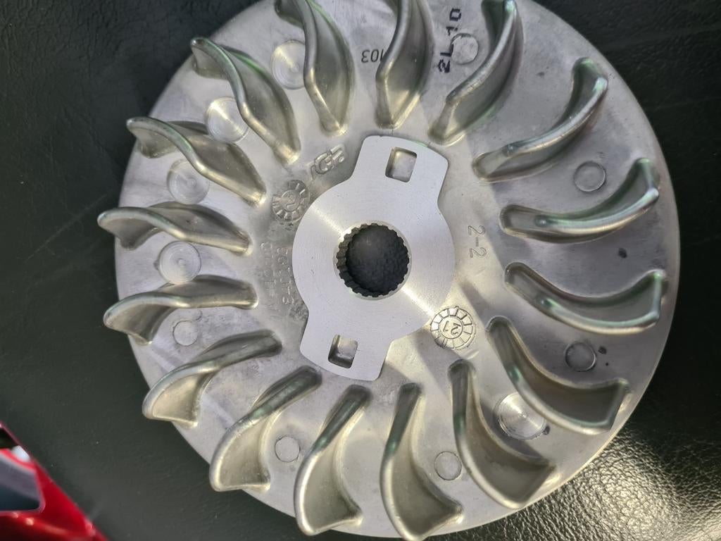 Vario poelie Vespa GTS, Motoren, Onderdelen | Overige, Ophalen of Verzenden, Nieuw