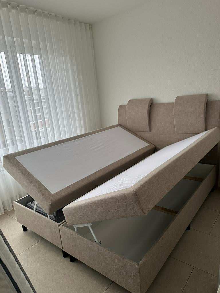 2 personen bed, Ophalen, Zo goed als nieuw