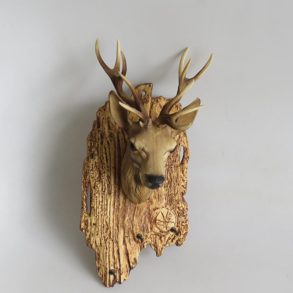 Hert sleutelrekje wandsculptuur kunststof, Ophalen of Verzenden