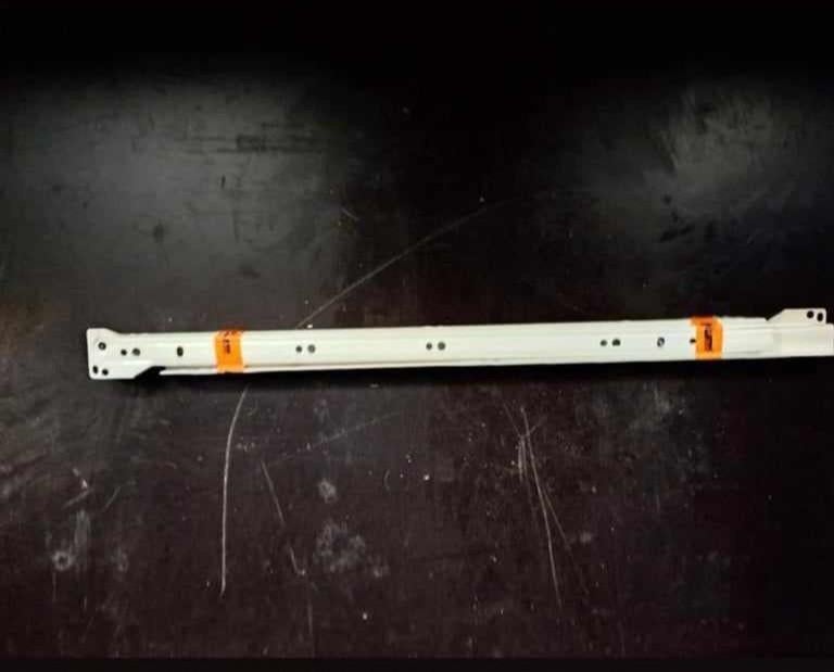 Ladegeleiders merk blum, Ophalen, Nieuw, IJzer, Schuif of Grendel