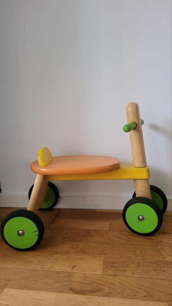 Houten loopfiets, Enlèvement