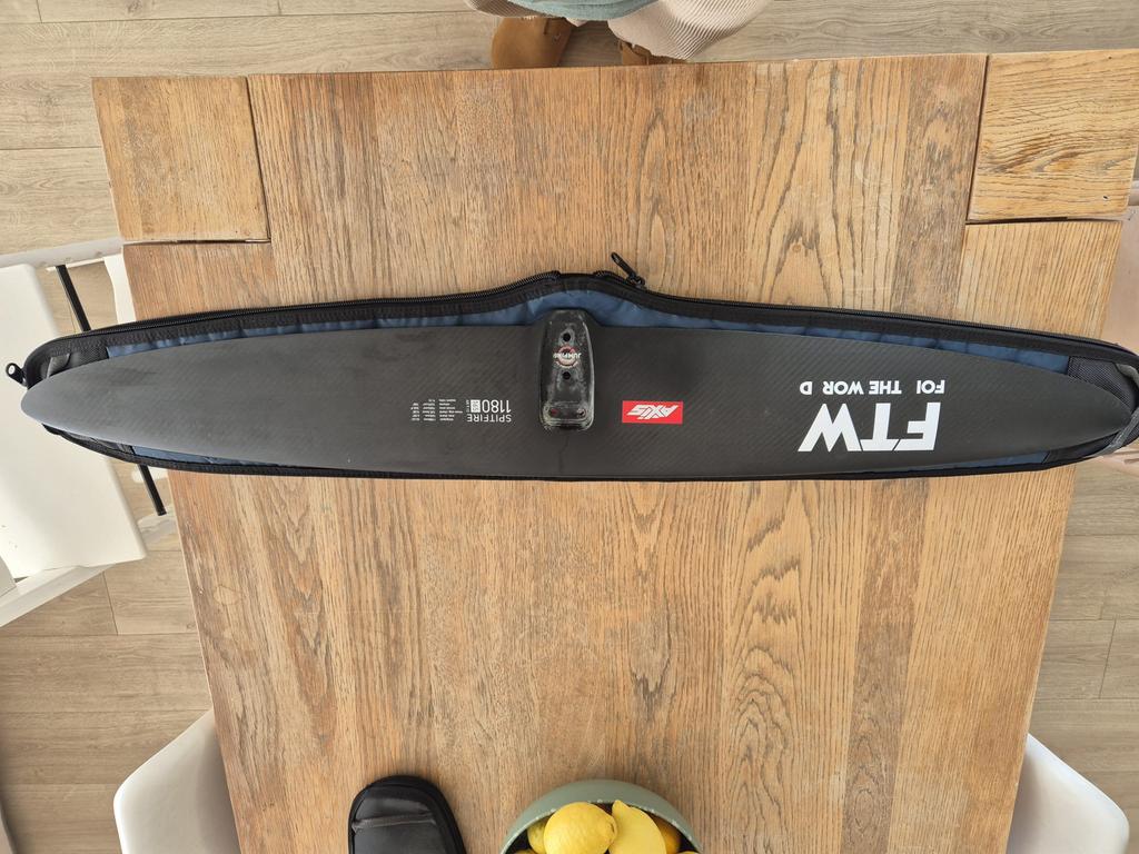 Front wing axis Spitfire 1180, Sports nautiques & Bateaux, Aile de surf, Comme neuf, Wingsurf-aile, Enlèvement
