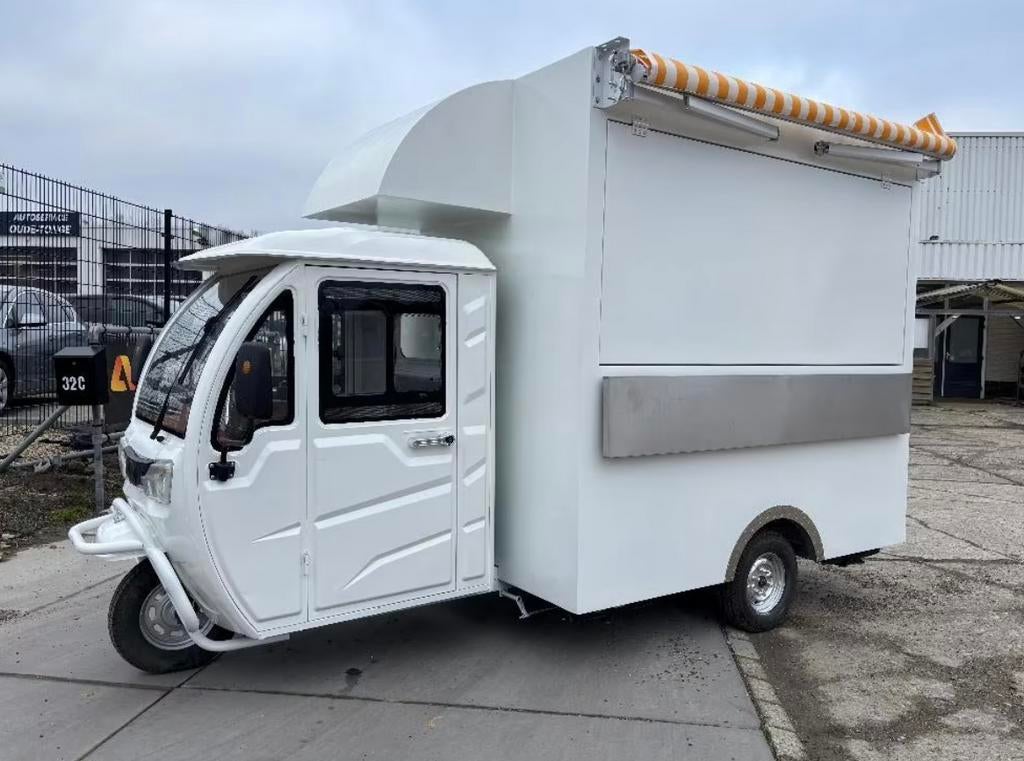 Elektrische TukTuk – Mobiele keuken - foodtruck -, Articles professionnels, Stock & Retail | Voitures, Enlèvement