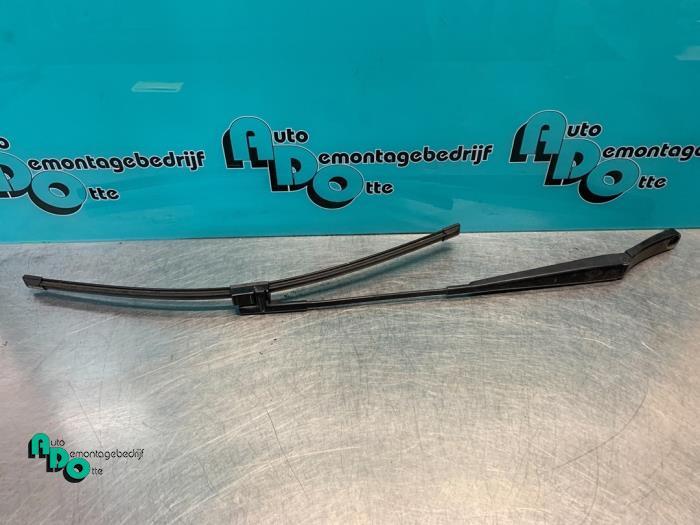 Bras essuie-glace avant d'un Volkswagen Caddy (Caddy 04-), Autos : Pièces & Accessoires, Volkswagen, -, 3 mois de garantie, Utilisé