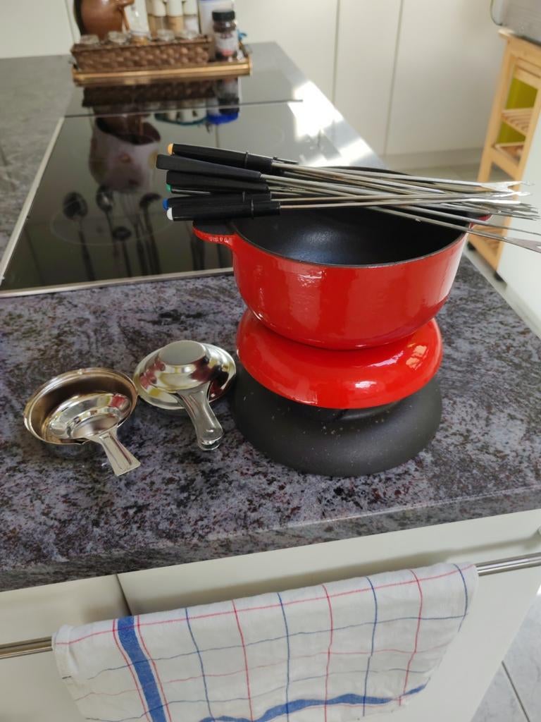 Service à fondue en fonte, Enlèvement, Neuf, Bougie chauffe-plat, Service à fondue