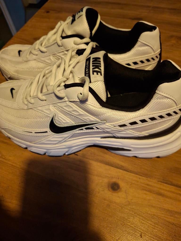 Espadrilles Nike 45, Enlèvement ou Envoi, Nike, Comme neuf, Blanc