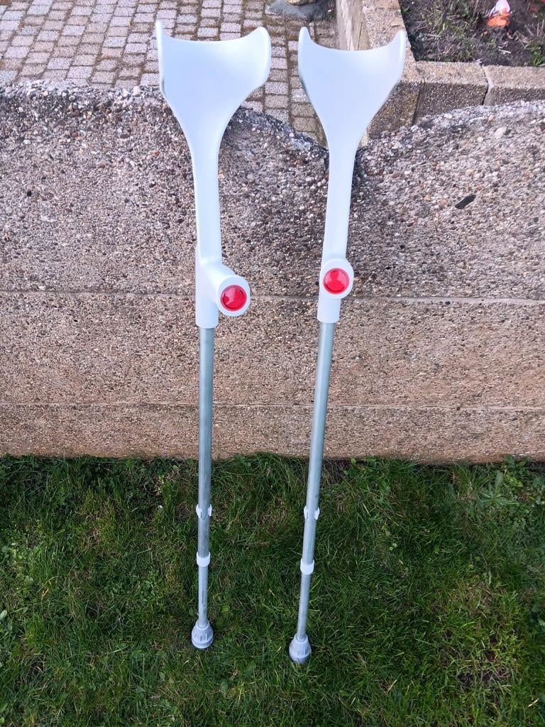 Krukken om te gebruiken, Diversen, Ophalen of Verzenden