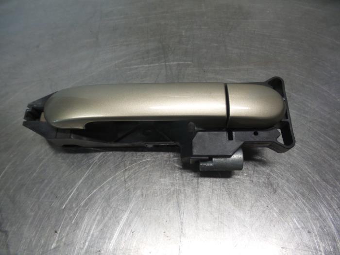 Poignée portière 2portes droite d'un Nissan Micra (Micra 0, -, Utilisé, -, Nissan