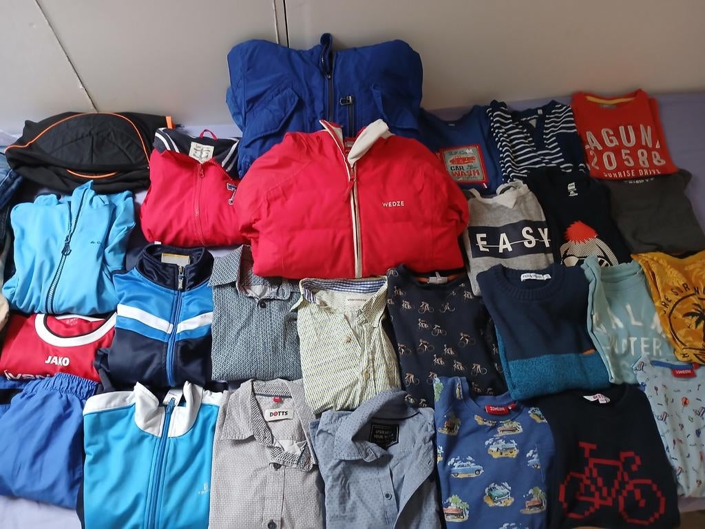 Pakket jongenskledij maat 128/134. 32 stuks, Kinderen en Baby's, Ophalen