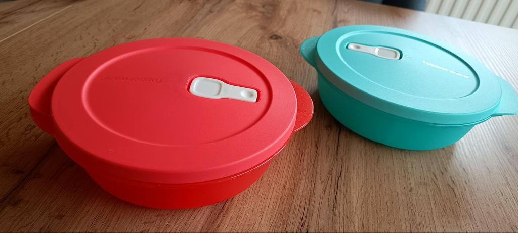 Crystal wave microgolf tupperware vakjesbord, Huis en Inrichting, Keuken | Tupperware, Ophalen