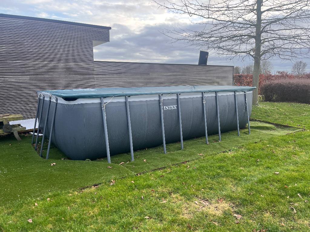 Piscine encastrée INTEX rectangulaire à cadre XTRA, Jardin & Terrasse, Piscines, Enlèvement, Utilisé, Rectangulaire, 400 cm ou plus