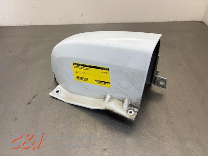 Bumperhoek rechts-achter van een Nissan NV300, Gebruikt, -, -, Ophalen of Verzenden