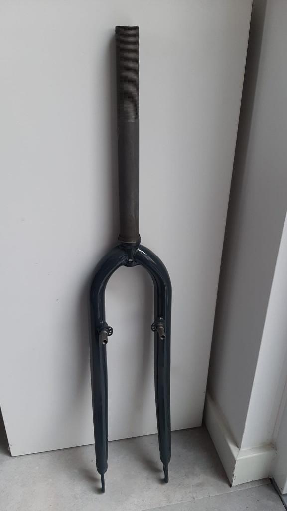 Nieuwe 28” fiets voorvork – V-brake – 1 inch (25,4 mm), Fietsen en Brommers, Ophalen of Verzenden, Ligfiets, Voorvork, Nieuw