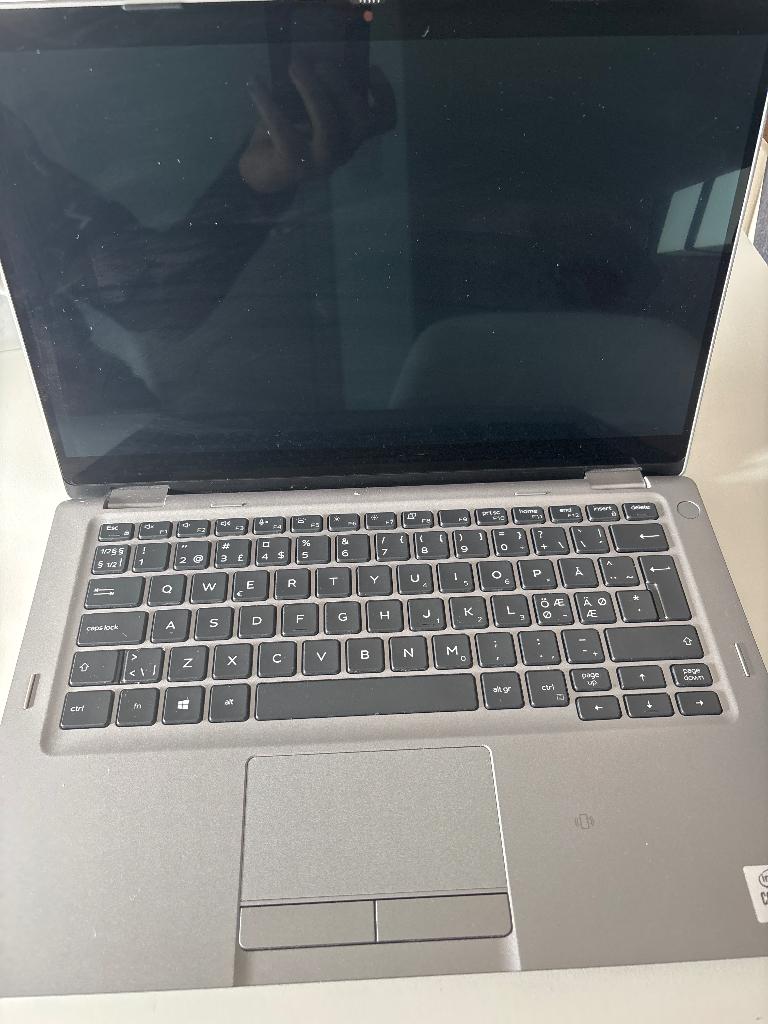 Dell Latitude 5310 2 en 1 | i5 | 16 GoRAM | Win11Pro | Touch, 256 GB, Qwerty, 13 pouces, Avec écran tactile