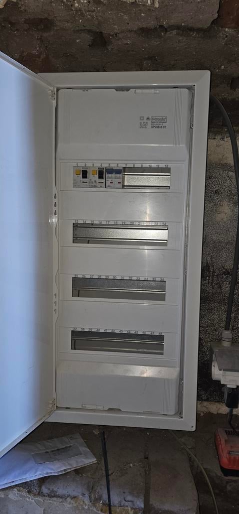 Coffret electrique encastrable neuf 48 modules