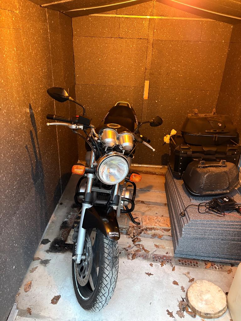 Moto, Motoren, Motoren | Suzuki, Particulier, Minimaal motorrijbewijs A2, 500 cc