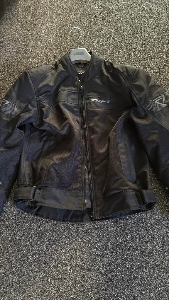 Moto vest zomerperiode, Sport en Fitness, Massageproducten, Ophalen of Verzenden, Zo goed als nieuw