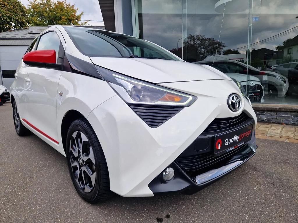 Toyota Aygo x-play, Autos, Toyota, Achat, 998 cm³, Euro 6, Entreprise