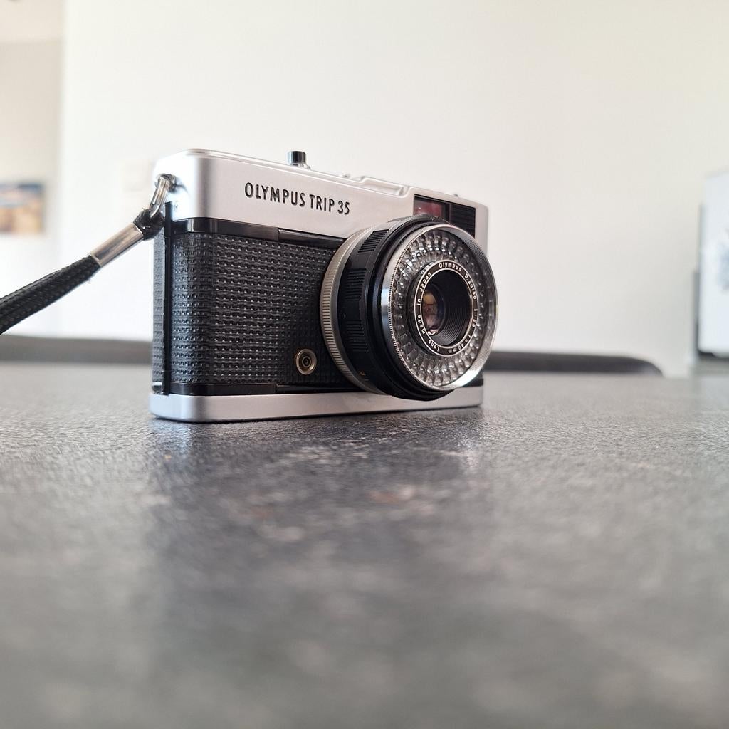 Olympus Trip 35, Enlèvement, Olympus