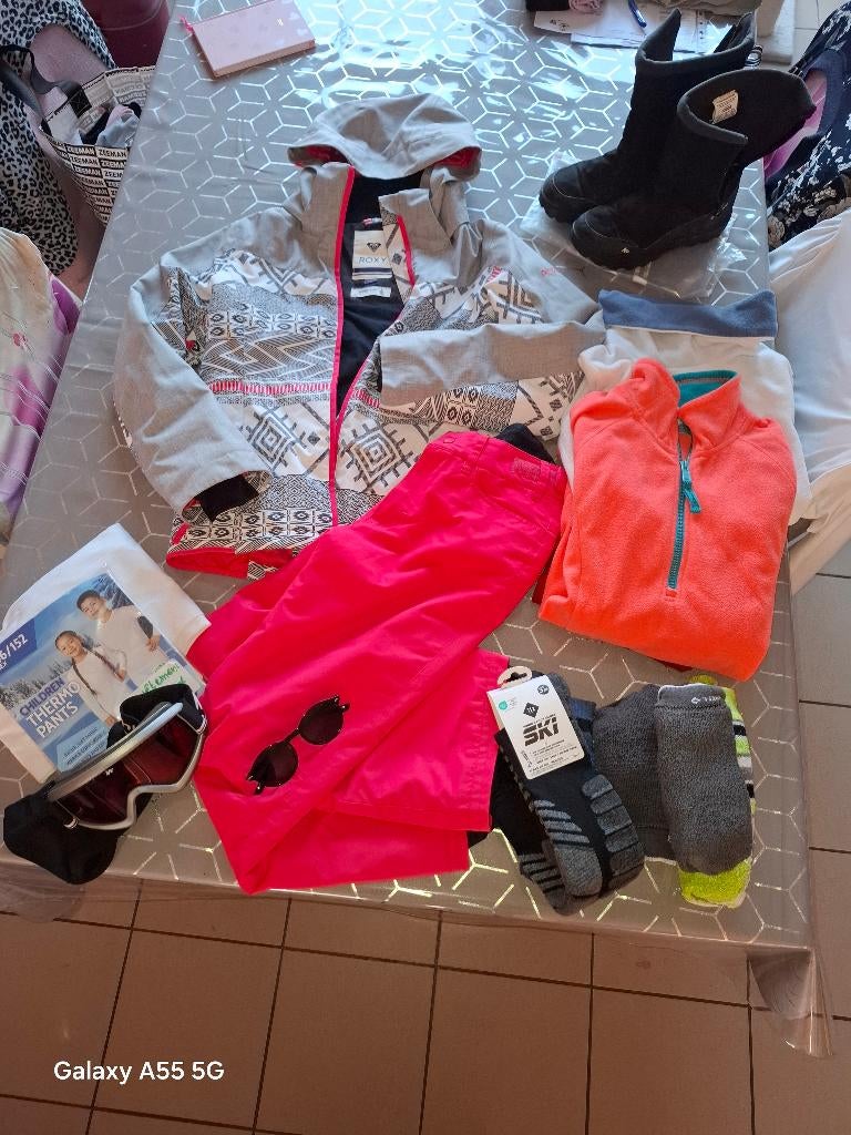 Vêtements de ski, Enlèvement, Comme neuf, Ski, Skis