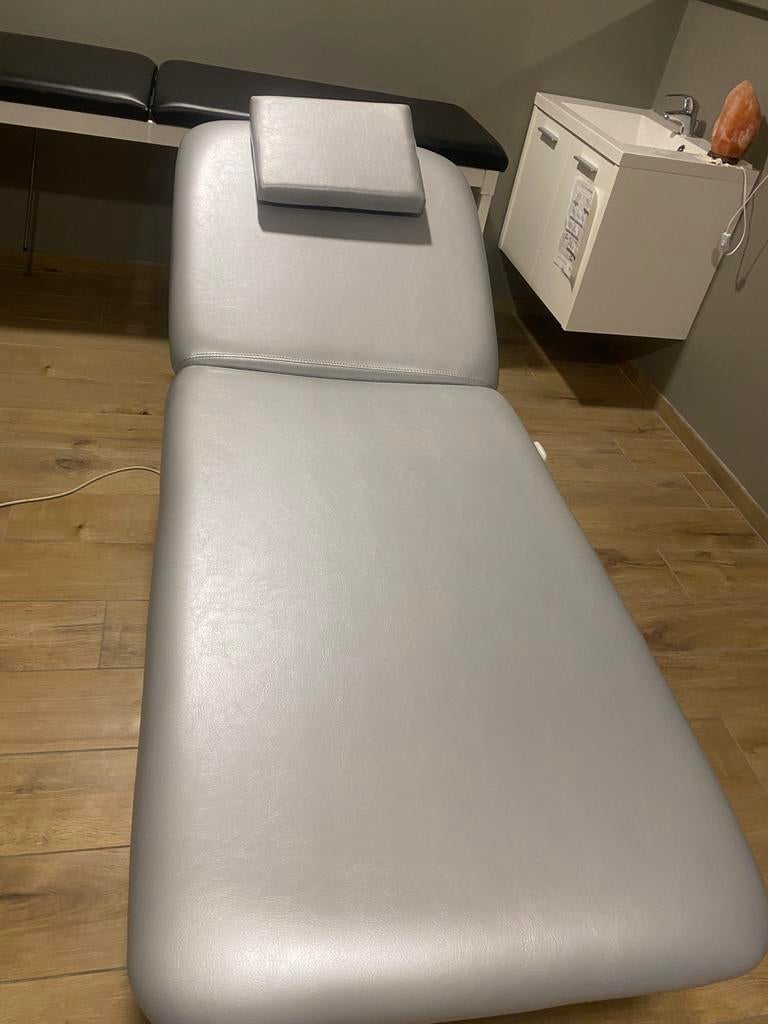 Table de massage électrique, Enlèvement, Comme neuf, Table de massage