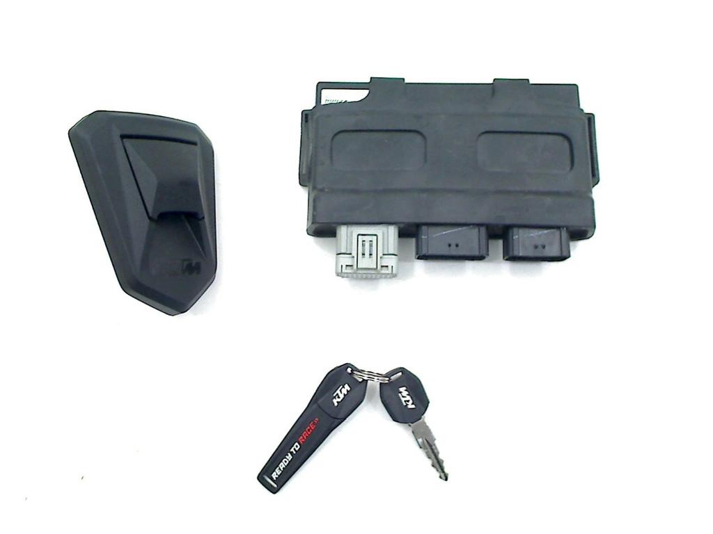 SLOTENSET KTM 690 SMC R 2023 (01-2023/-), Motoren, Onderdelen | Overige, Dhr. S. di Majo, Gebruikt, Info@cama-motorparts.nl, P.J. Troelstraweg 8 8
3144 CX  MAASSLUIS, NL