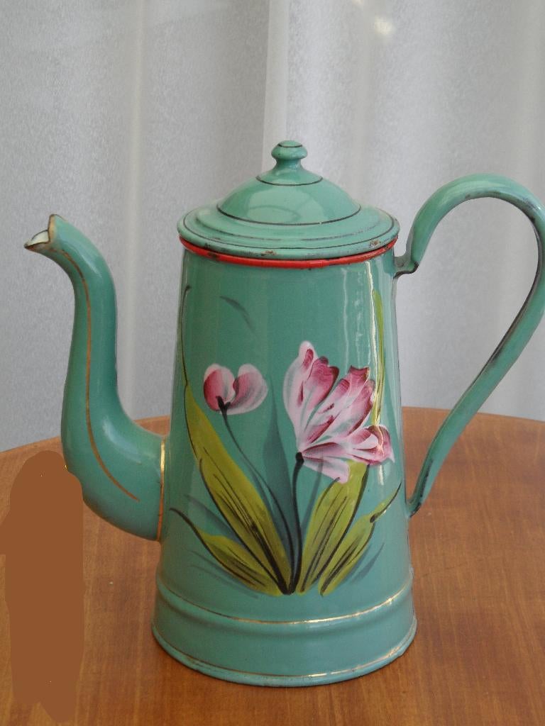 Te koop een oud geëmailleerd koffiezetapparaat, Antiek en Kunst, Ophalen