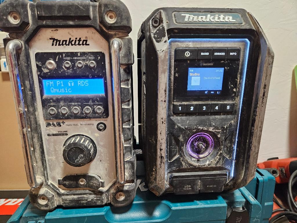 Radios de chantier Makita, TV, Hi-fi & Vidéo, Radios, Utilisé, Radio de chantier, Enlèvement