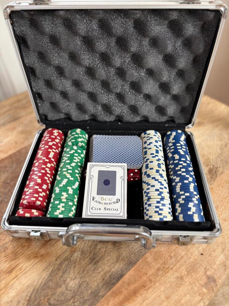 Pokerset, Hobby en Vrije tijd, Ophalen, Zo goed als nieuw