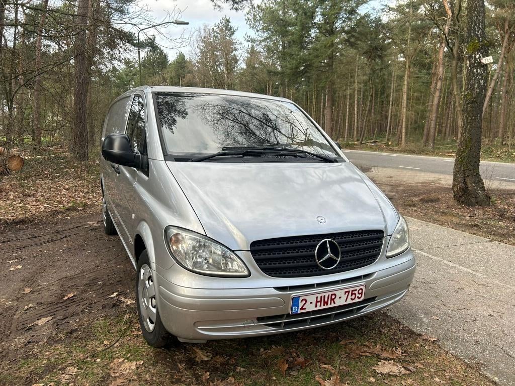 Mercedes vito #160 000km# 2200 diesel !!Bouwjaar 2010!!, Auto's, Stof, 4 cilinders, Bedrijf, Grijs