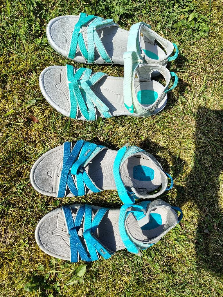 Sandalen TEVA als nieuw maat 41 twee paar, Blauw, Zo goed als nieuw, Teva, Sandalen of Muiltjes