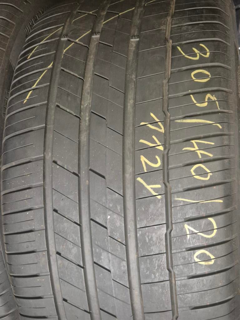 305/40/20, Autos : Divers, Pièces de sport automobile, Enlèvement