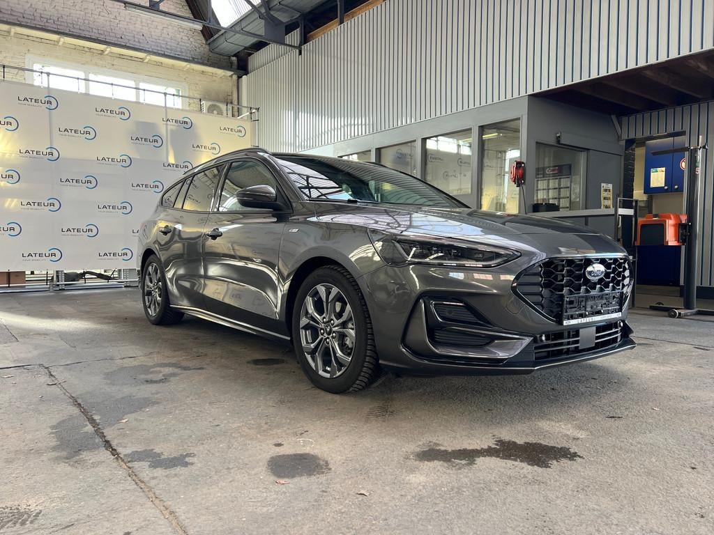 Ford Focus Clipper ST-Line X 1.0i EcoBoost mHEV 155pk automa, Auto's, Ford, 1349 kg, Stof, Gebruikt, Euro 6