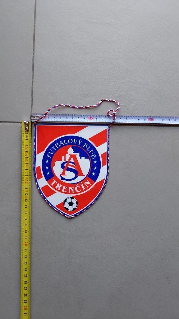 vaandel wimpel FK trencin Slowakije, Ophalen of Verzenden