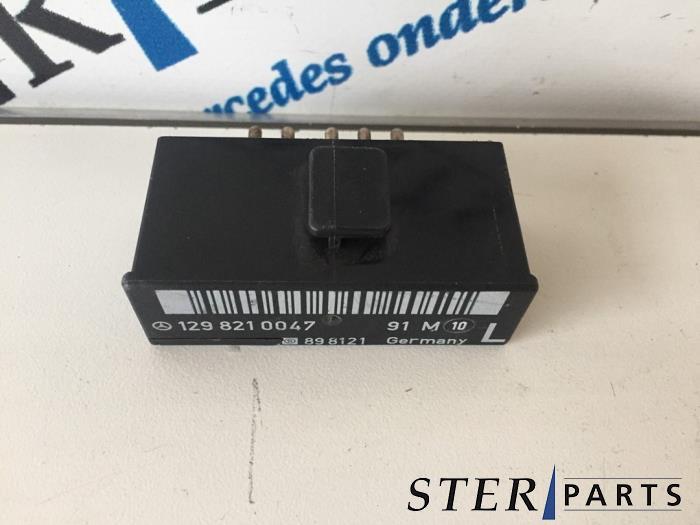 Relais van een Mercedes SL, Ophalen of Verzenden, 3 maanden garantie, Gebruikt, Mercedes-Benz