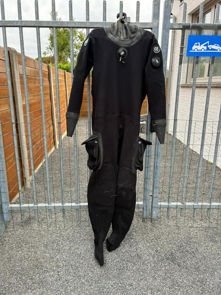 Droogpak DUI CF200 XL, Enlèvement, Utilisé, Combinaison de plongée
