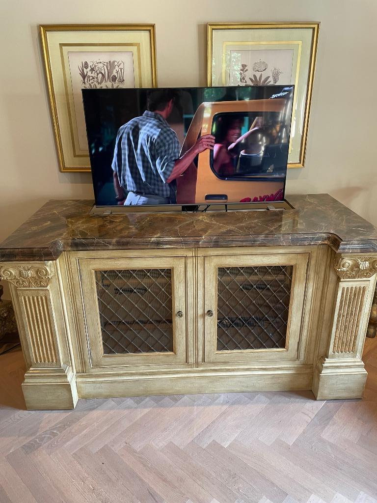 Clive Christian tv cabinet, Moins de 100 cm, 150 à 200 cm, Enlèvement, 75 cm ou plus