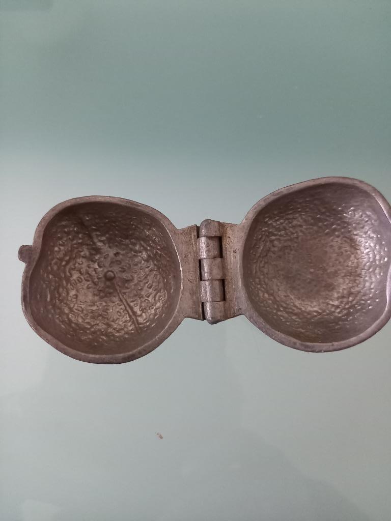 Moules à glaces, Enlèvement