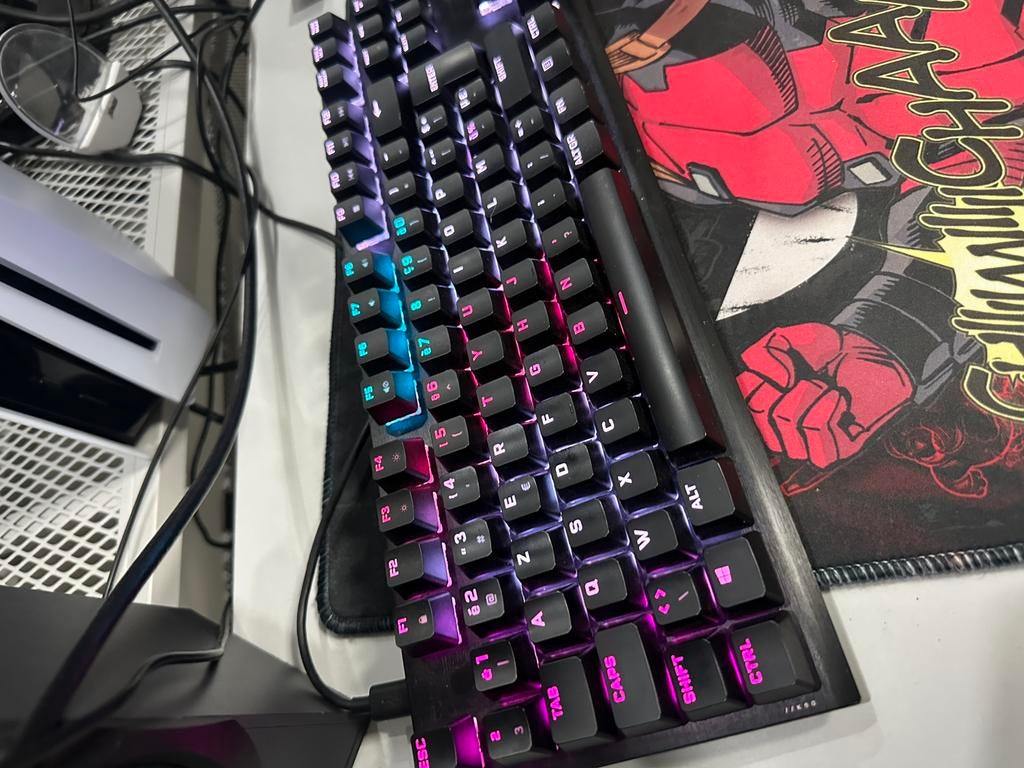 Corsair k60 pro tkl, Informatique & Logiciels, Enlèvement, Comme neuf