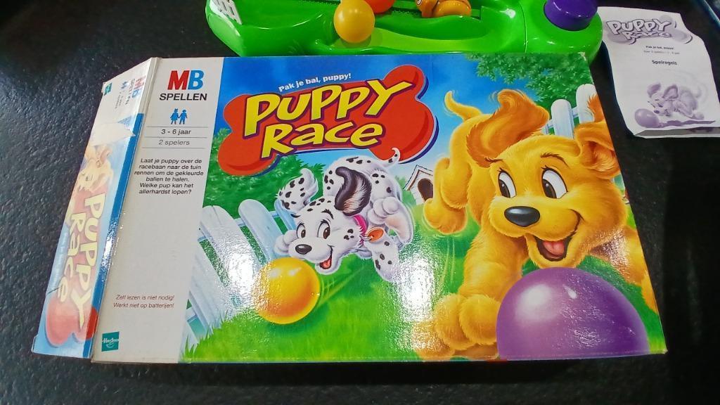 MB Gezelschapsspel PuppyRace, Ophalen of Verzenden, Zo goed als nieuw, MB SPELLEN