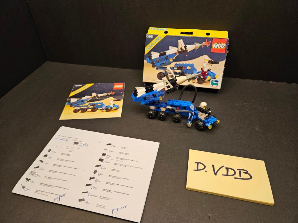 LEGO Classic Space 6881 Lunar Rocket Launcher MET DOOS, Ophalen of Verzenden, Zo goed als nieuw, Complete set, Lego