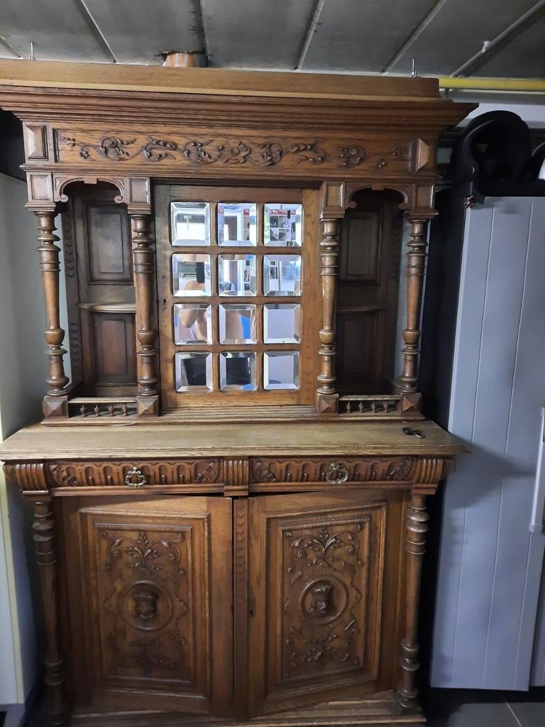 2 armoires et table en chêne de Malines, Enlèvement