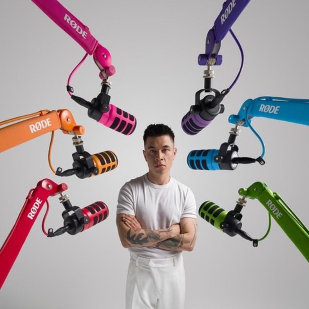 Rode draagarm in kleur voor Transceiver, Télécoms, Émetteurs & Récepteurs, Envoi, Neuf, Émetteur