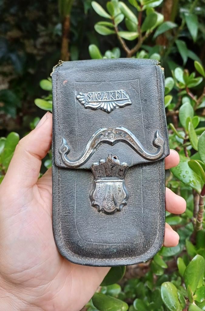 Étui à cigares ancien avec argenterie, Antiquités & Art, Enlèvement ou Envoi