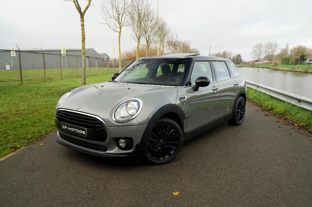 MINI COOPER CLUBMAN AUTOMAAT | PANO | PDC | MOONWALK GREY, Auto's, Mini, Stof, Bedrijf, 1499 cc, 100 kW